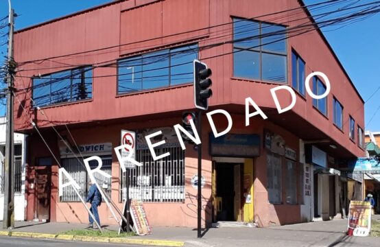 SE ARRIENDA OFICINA en Avenida Balmaceda esquina Aldunate, Temuco.