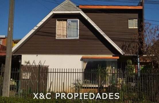 Se Vende Amplia Casa, 138 m2, 4 dormitorios, Villa las Azaleas, Padre Las Casas.