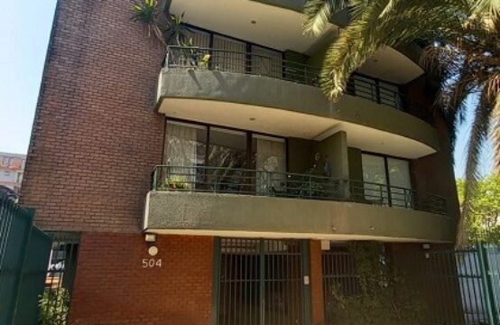 Se Vende Departamento en Providencia, Avenida Ricardo Lyon, Metro Los Leones, 4.200 UF.