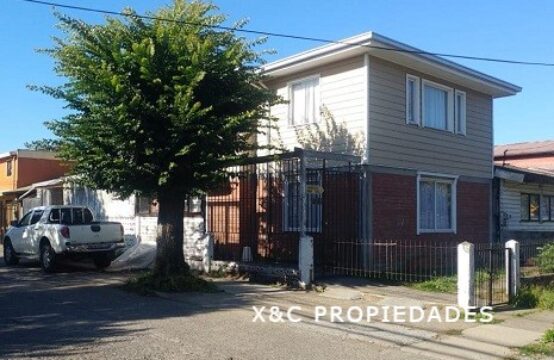 Se Vende Casa Amplia y Acogedora, 4 Dom., 2 Baños, Villa Monteverde.