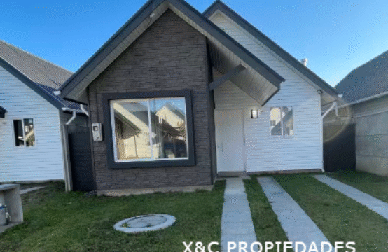 Se Vende Hermosa Casa, en La Floresta IV como nueva en Villarrica.